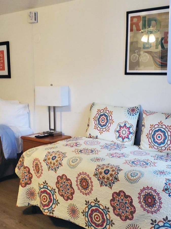 Motel Arbor 2*